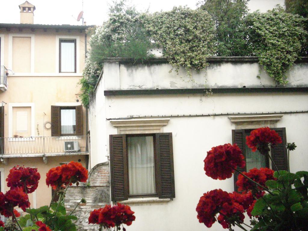 Hotel A Casa Di Luca Verona Exteriér fotografie
